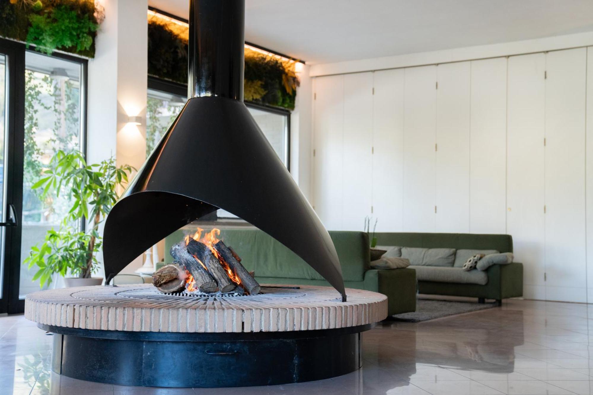 Ecohotel Ristorante Milano Borgo a Mozzano Kültér fotó